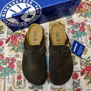 👑POSH NWT Women's Mocha Suede Birkenstock Boston Shoes - Narrow Fit